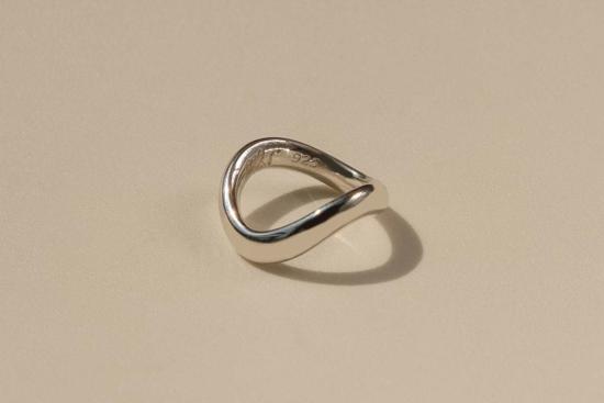  Milk & Rose 반지 밀크 & 로즈 웨이브 링 - OTHER BRANDS