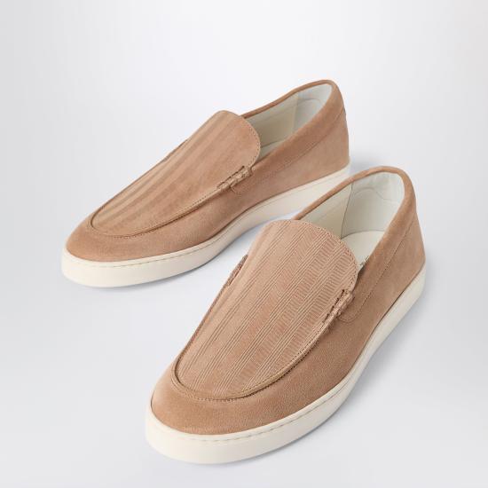 26SS 브루넬로 쿠치넬리 로퍼 스타일 셰브런 패턴 스웨이드 스니커즈 MZUHVSP335LE Beige - BRUNELLO CUCINELLI