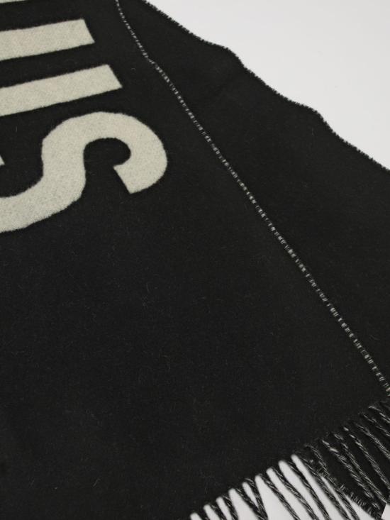 26SS 자크뮈스 머플러/스카프 ACU00435AOT4001M 990 Black - JACQUEMUS