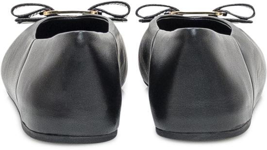 25FW 살바토레 페라가모 플랫 슈즈 01K2210782883001 BLACK - SALVATORE FERRAGAMO