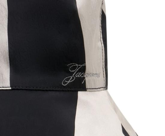 26SS 자크뮈스 버킷햇 ACU00812AW00753 9DH white - JACQUEMUS