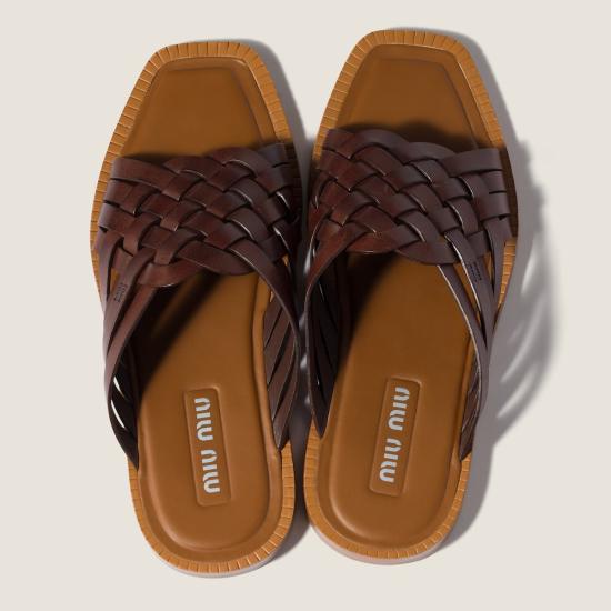 26SS 미우미우 뮬/슬리퍼 5XX6783ZN8F0201 F A015 Brown - MIU MIU