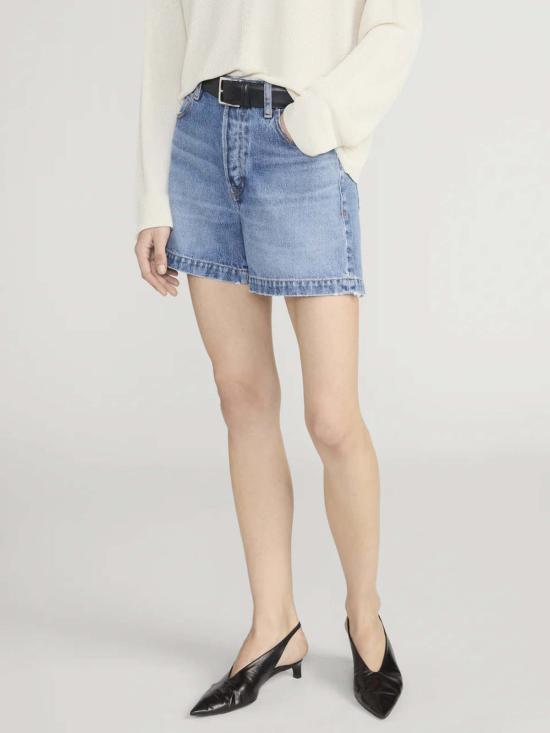  프레임 데님 숏팬츠 일상을 짧게 풀어보세요 - FRAME