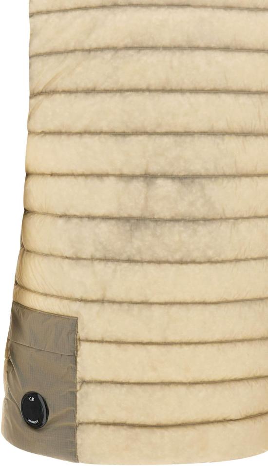 26SS 씨피 컴퍼니 패딩 조끼 20CMVE703A110416A114 BEIGE - C.P. COMPANY