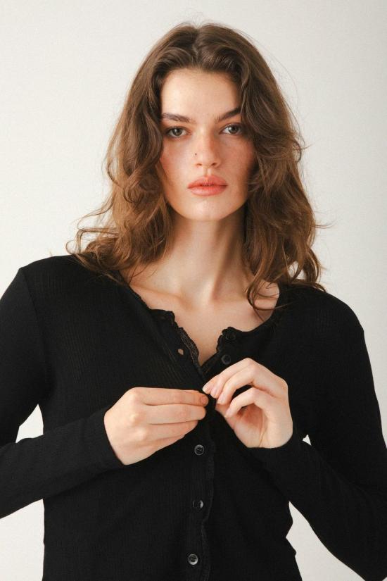  프레리 언더그라운드 가디건 프리티 인 포인트엘 카디건 블랙 - PRAIRIE UNDERGROUND