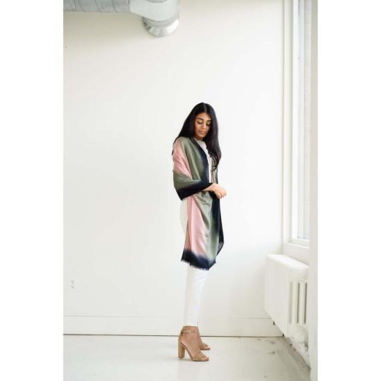  베리어슬리 머플러/스카프 다양한 색상의 아이리스 캐시미어 메리노 핸드메이드 스카프 - VARIOUSLY