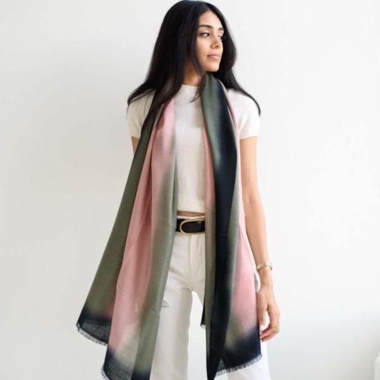  베리어슬리 머플러/스카프 다양한 색상의 아이리스 캐시미어 메리노 핸드메이드 스카프 - VARIOUSLY