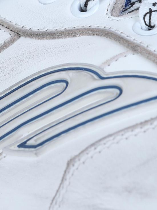 26SS 발렌시아가 햄튼스 미디움 원 아웃 스니커즈 841765WCURB 9141 White - BALENCIAGA