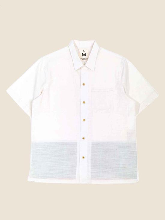  뉴 마켓 굿즈 반팔 셔츠 뉴마켓 굿즈 우차바 박스 버튼다운  화이트