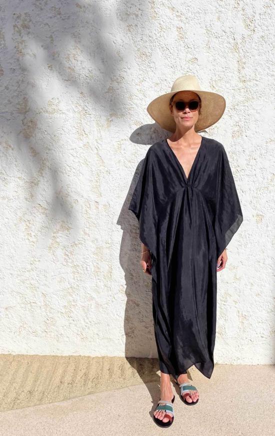  투 롱 원피스 블랙 실크 카프탄 피스