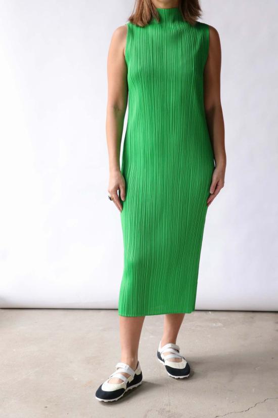  플리츠플리즈 롱 원피스 이세이 미야케의 플리츠 플리즈 이달의 컬러: 4월 드레스 - PLEATS PLEASE