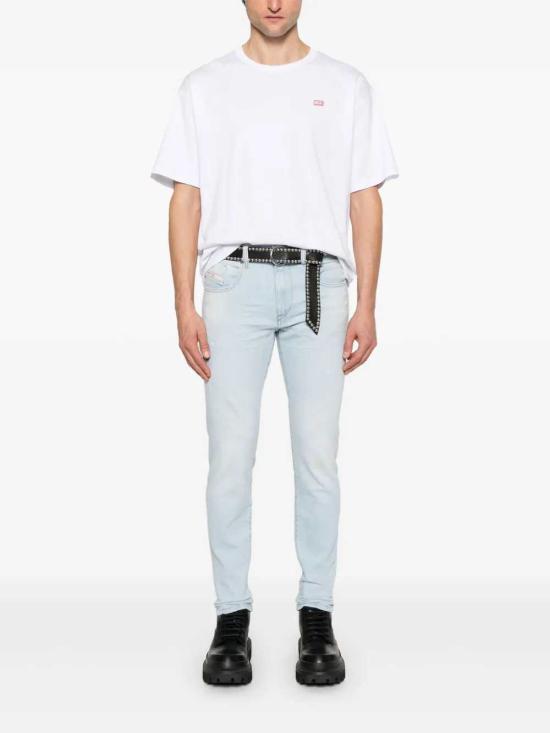 26SS 디젤 T-박스트-R30 스몰 로고 티셔츠 A164000QIAM 100 - DIESEL