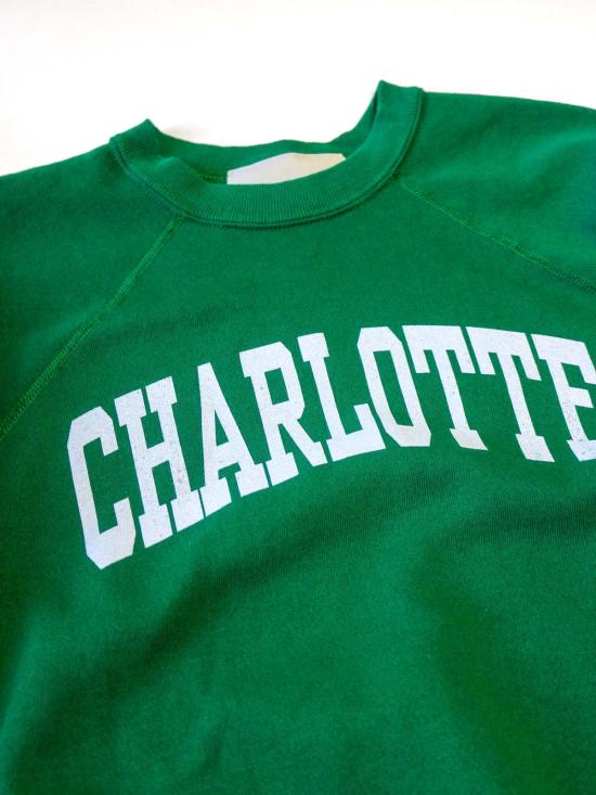  베스트 리가즈 긴팔 티셔츠 업사이클링 스웨트셔츠 그린, 안녕하십니까? - BEST REGARDS