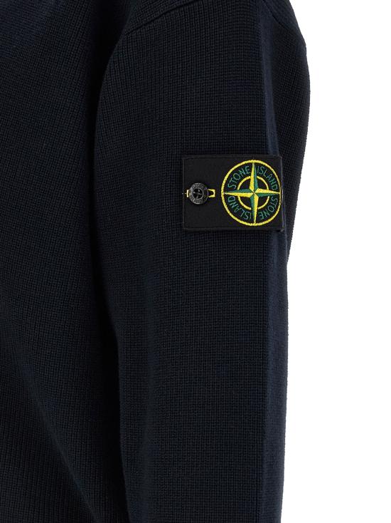 26SS 스톤 아일랜드 립드 소프트 오가닉 코튼 브이넥 가디건 L1S155100009S00D8V0020 - STONE ISLAND