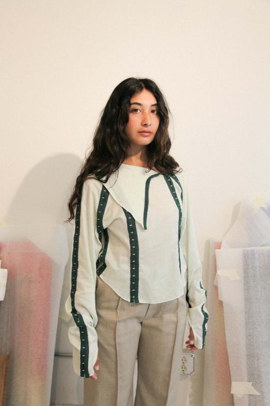  Jacek Gleba 블라우스 야첵 글레바 후크 앤 아이 테이프 셔츠 포레스트 그린/라이트 민트