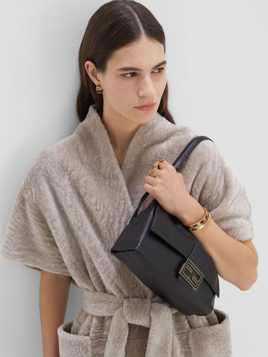 26SS 펜디 맘마백 미디엄 8BR833 AQ0D F0KUR NERO ORO SOFT - FENDI
