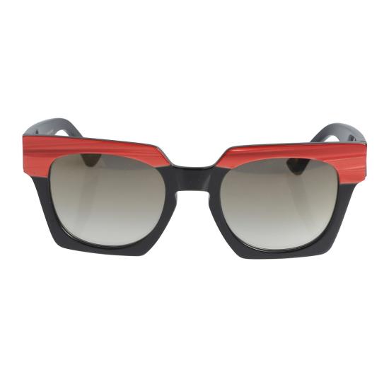  카돌 선글라스 붉은 나무 장식이 돋보이는 포르토피노 볼드 스퀘어
