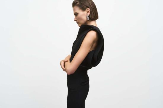  레이첼 길버트 롱 원피스 로와나 원숄더 가운 블랙 - RACHEL GILBERT