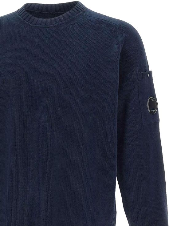 26SS 씨피 컴퍼니 코튼 셔닐 크루넥 렌즈 스웨터 20CMKN117A005687G889 NAVY - C.P. COMPANY