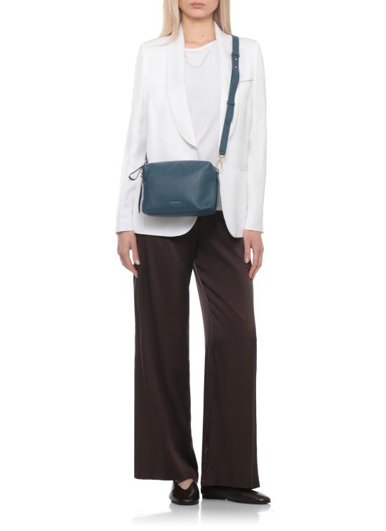 26SS 코치넬리 크로스백 E1U45150101 NORYB27 Blu - COCCINELLE