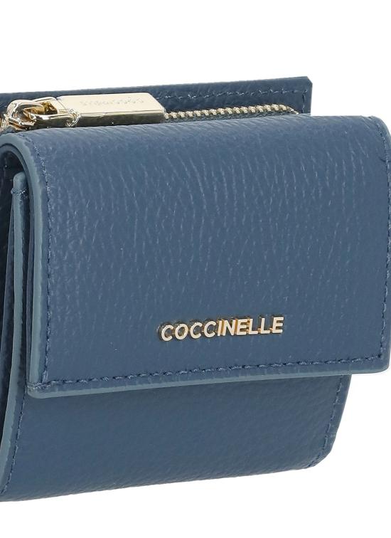 26SS 코치넬리 지갑 E2MW511B801 METALLIC SOFTB27 Blu - COCCINELLE