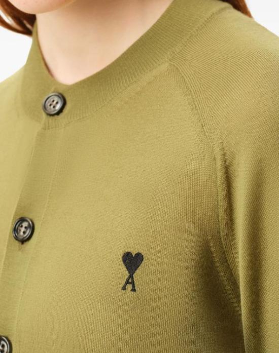 26SS 아미 ADC 울 크루넥 가디건 FKC386KN0039 A091 MATCHA NOIR - AMI