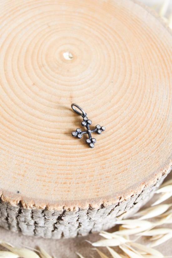  Erica Molinari 목걸이/팬던트 에리카 몰리나리 SS 다이아몬드 미디엄 볼드 크로스 참 실버