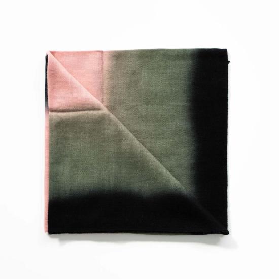  베리어슬리 머플러/스카프 다양한 아이리스 코트야드 스카프 퍼플 - VARIOUSLY