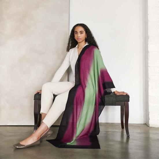  베리어슬리 머플러/스카프 다양한 아이리스 코트야드 스카프 퍼플 - VARIOUSLY