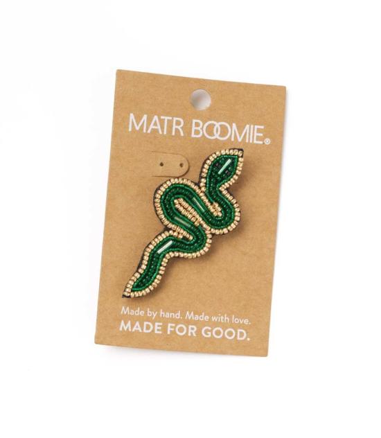  마트르 부미 브로치 발라 마니 비즈 장식 녹색 뱀  핀 수제 - MATR BOOMIE