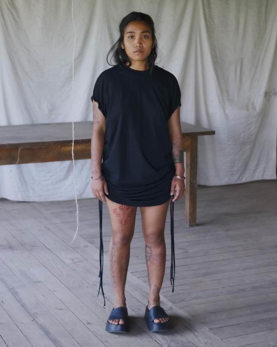  베이스레인지 숏 원피스 스틸 탱크 드레스 블랙 - BASERANGE