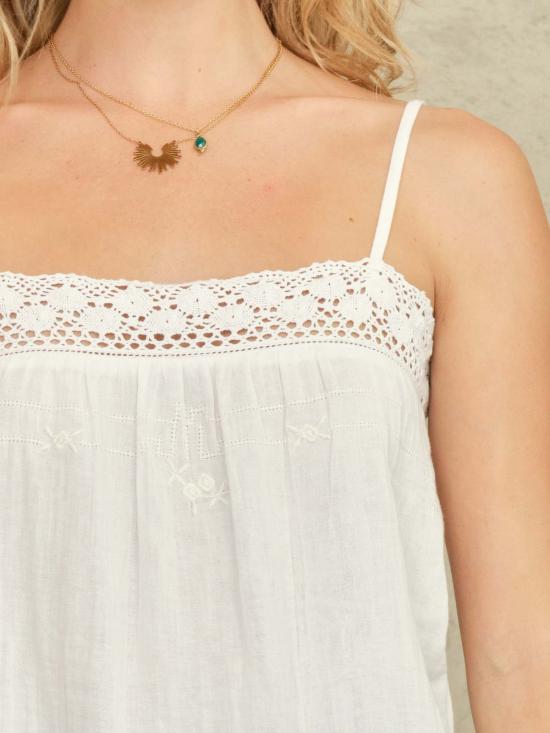  엠에이비이 캐미솔 M.A.B.E 베리 카미 화이트 - M.A.B.E