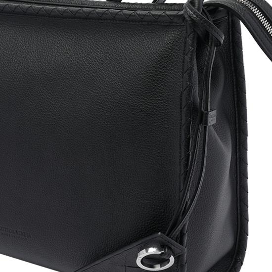 25FW 보테가베네타 크로스백 826852 V5H908803 Black - BOTTEGA VENETA