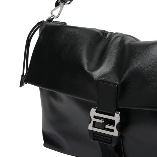 25FW 펜디 플럭스 맥시 메신저 7VA665 AV8BF0GXN Black - FENDI