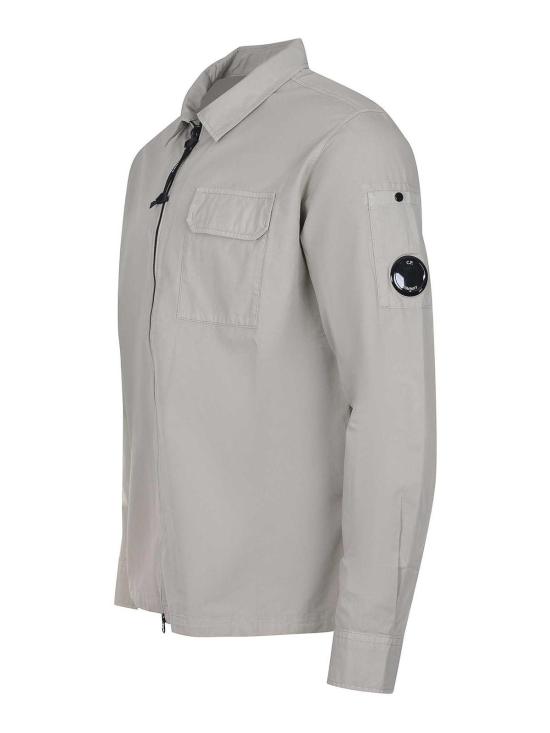26SS 씨피 컴퍼니 오가닉 개버딘 지퍼 렌즈 오버셔츠 20CMOS705A110143G904 - C.P. COMPANY