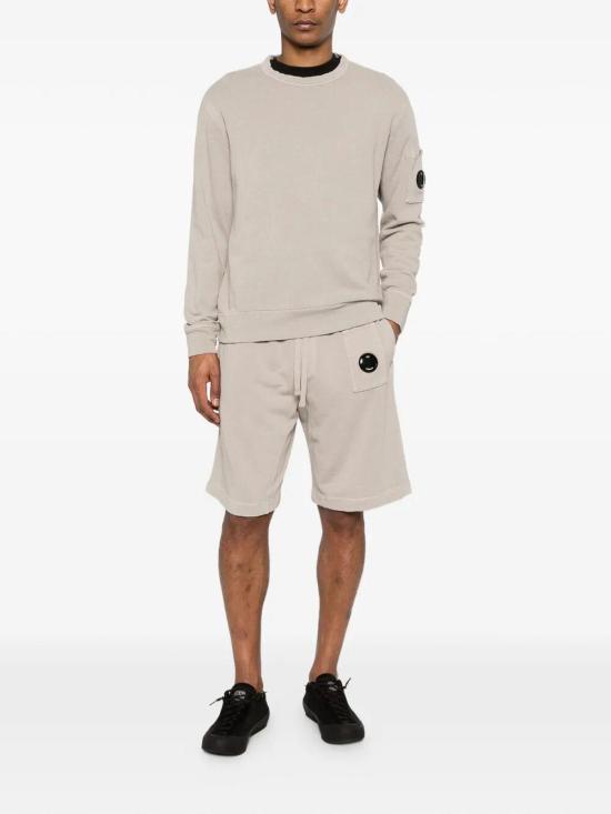 26SS 씨피 컴퍼니 숏팬츠 20CMSB210A110337O904 Light Grey - C.P. COMPANY