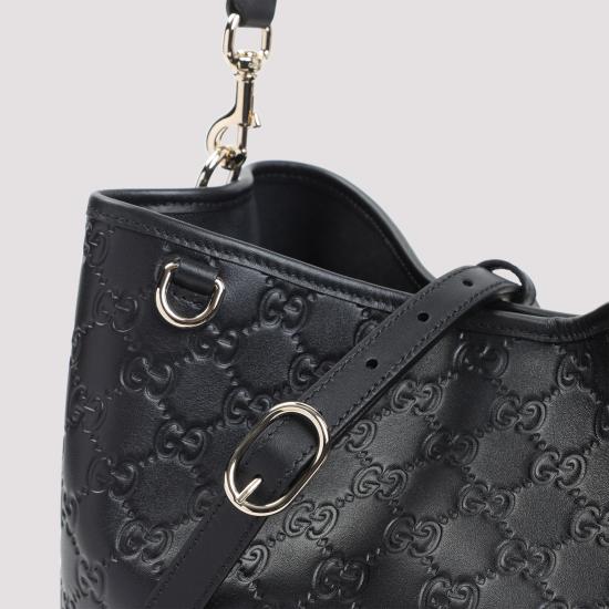 25FW 구찌 GG 엠블럼 미디움 버킷백 815103AAFDV1000 black - GUCCI