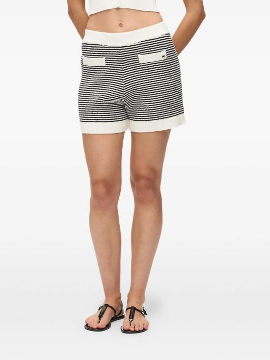 26SS 칼라거펠트 숏팬츠 B2W101021MC BLACKWHITE - KARL LAGERFELD