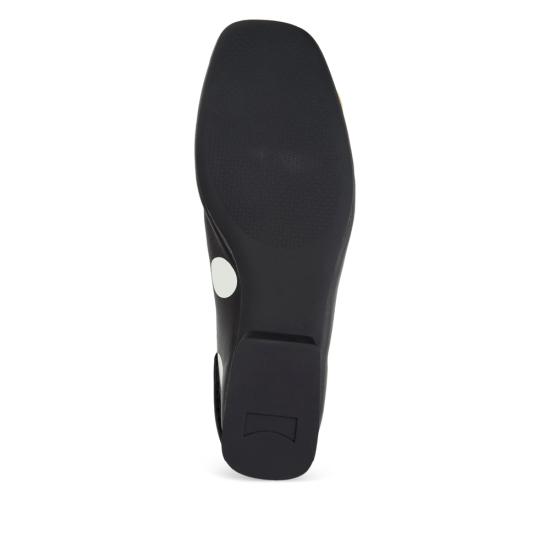 26SS 캠퍼 카시 미라 플랫슈즈 K201253050 BLACK WHITE DOM - CAMPER