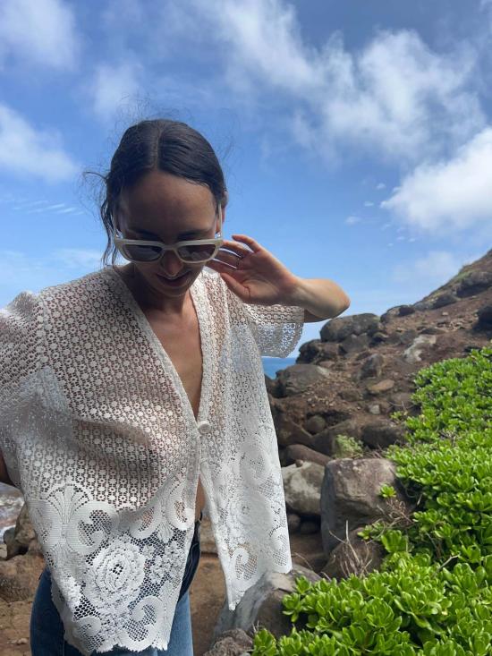  핀 앤 레이 블라우스 핀앤레이 레이스 버튼 앞여밈 탑 - FIN AND RAY