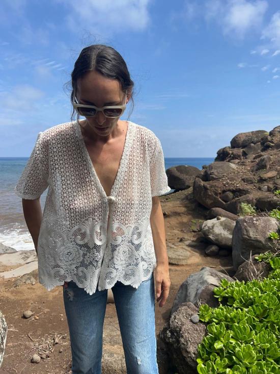  핀 앤 레이 블라우스 핀앤레이 레이스 버튼 앞여밈 탑 - FIN AND RAY