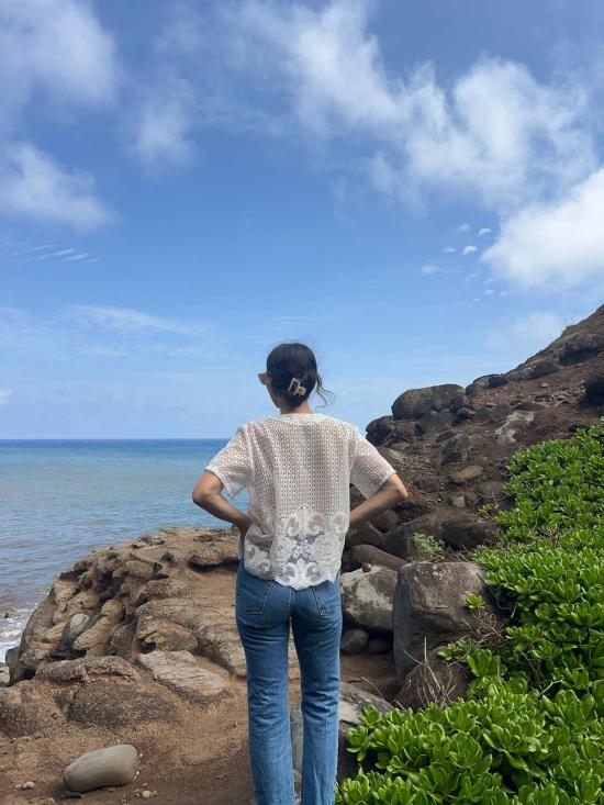  핀 앤 레이 블라우스 핀앤레이 레이스 버튼 앞여밈 탑 - FIN AND RAY