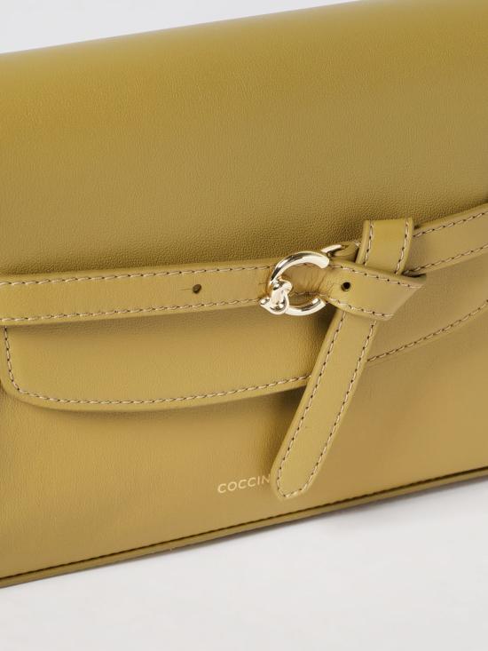 26SS 코치넬리 크로스백 E1TLA150101 G43 Green - COCCINELLE