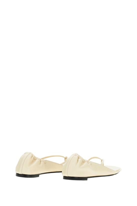 26SS 자크뮈스 힐/펌프스 FOW00203AC27L26115 White - JACQUEMUS