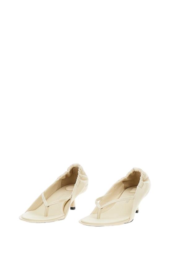 26SS 자크뮈스 힐/펌프스 FOW00204AC27L26115 White - JACQUEMUS