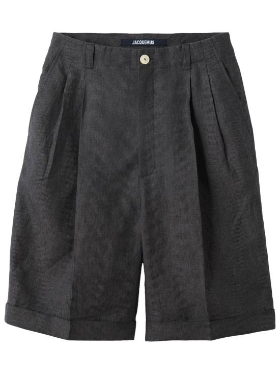 26SS 자크뮈스 파스트로 플리프 버뮤다 쇼츠 SOM00537AW00810 970 DARK GREY DOM