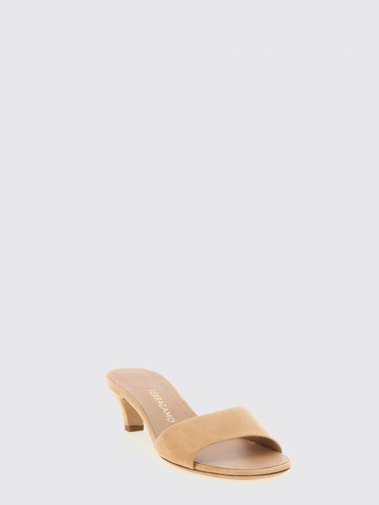 26SS 살바토레 페라가모 힐/펌프스 790186 AMARETTI Beige - SALVATORE FERRAGAMO