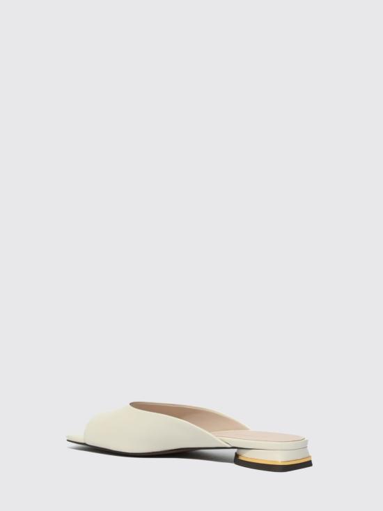 26SS 코치넬리 힐/펌프스 E4U1L170201 N17 Pearl - COCCINELLE