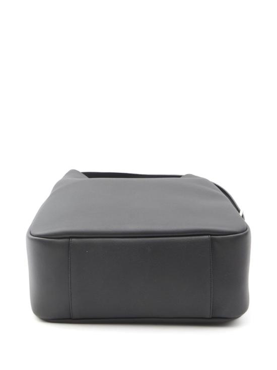 26SS 생로랑 LE 5 A 7 서플 라지 그레인드 레더백 753837 AACQG1000 Nero - SAINT LAURENT