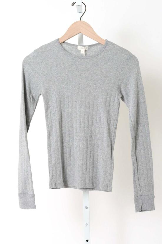  도니 긴팔 티셔츠 . 베이비 립 스캘럽